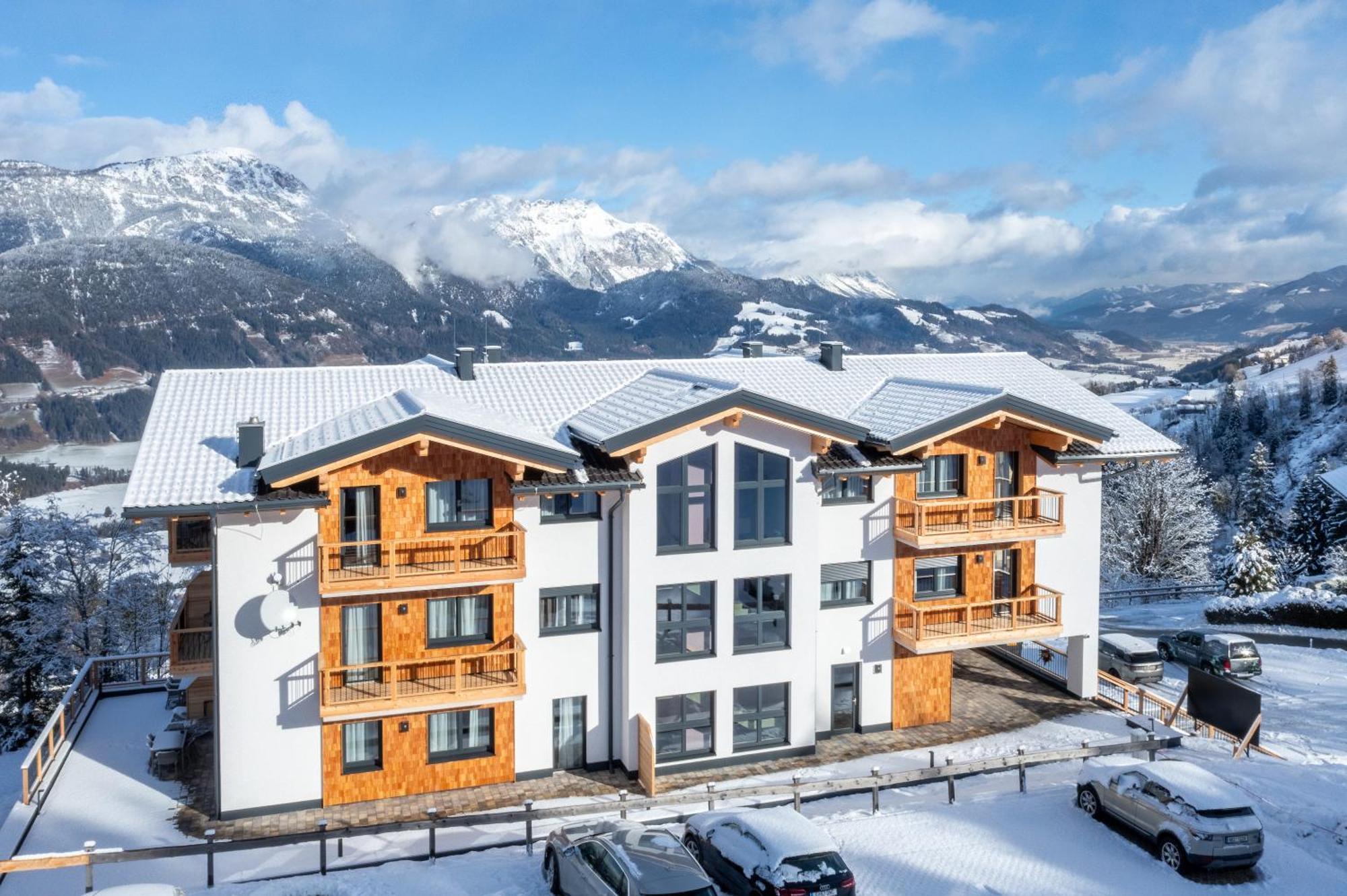 Hoeflehner Premium Gumpen Lodge Haus im Ennstal Exteriör bild