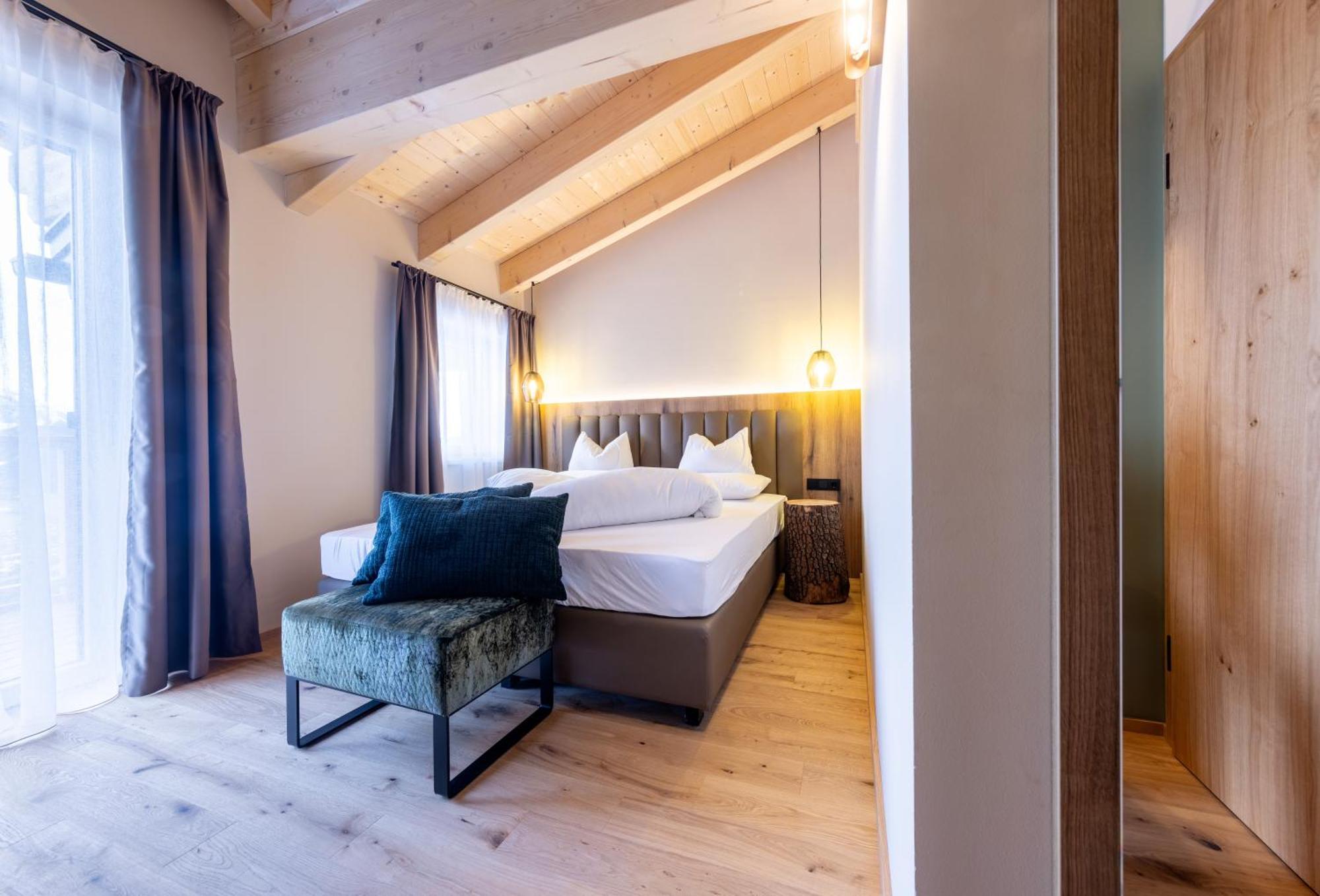 Hoeflehner Premium Gumpen Lodge Haus im Ennstal Exteriör bild