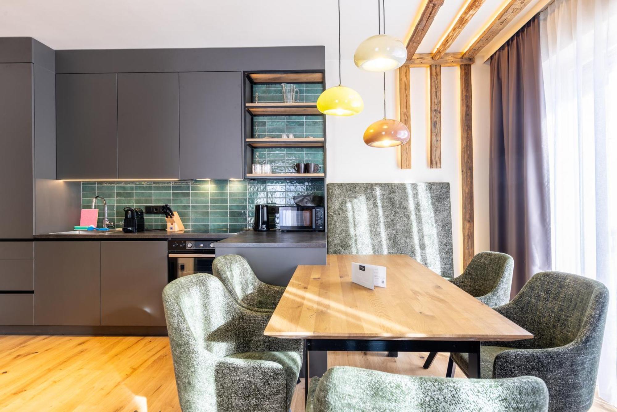 Hoeflehner Premium Gumpen Lodge Haus im Ennstal Exteriör bild