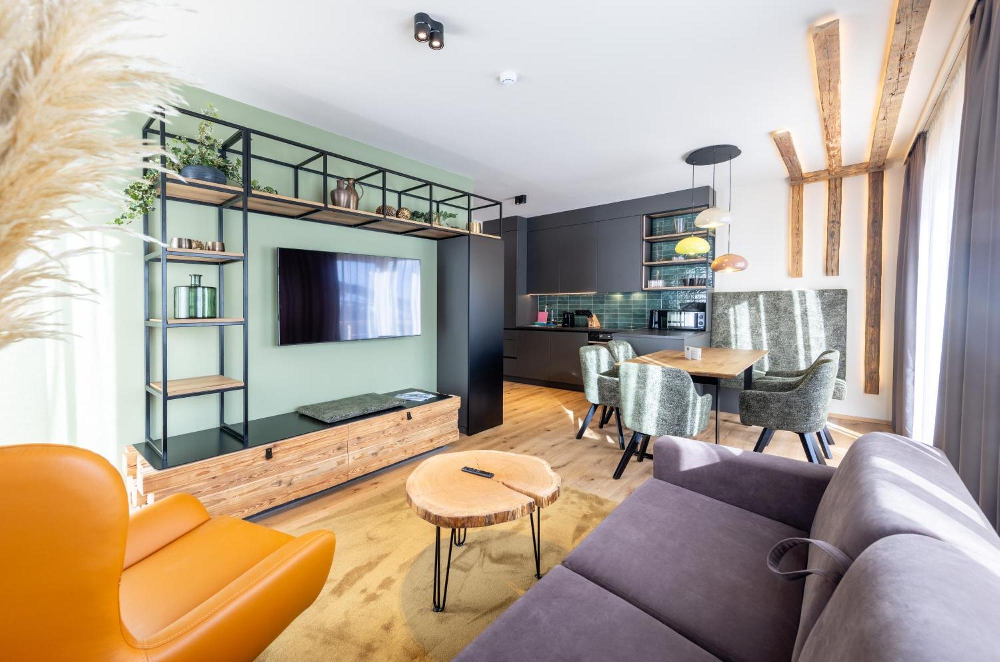 Hoeflehner Premium Gumpen Lodge Haus im Ennstal Exteriör bild