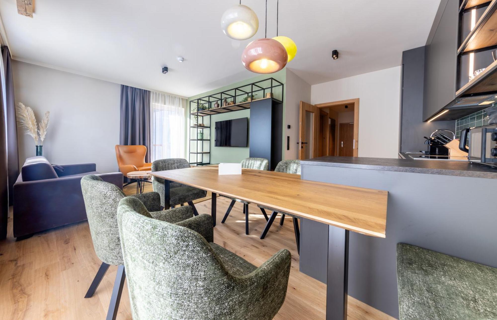 Hoeflehner Premium Gumpen Lodge Haus im Ennstal Exteriör bild